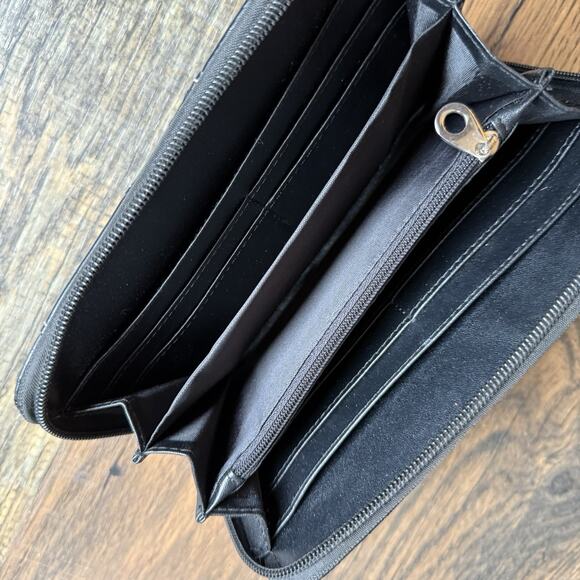 Western Tooled Black Wallet with Embroidered Floral & Stud Detail Zip Around - Picture 3 of 5